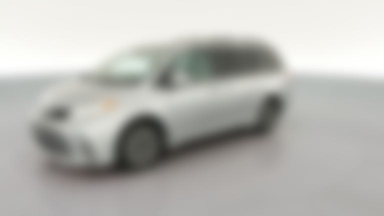 2018 Toyota Sienna vehicle photo