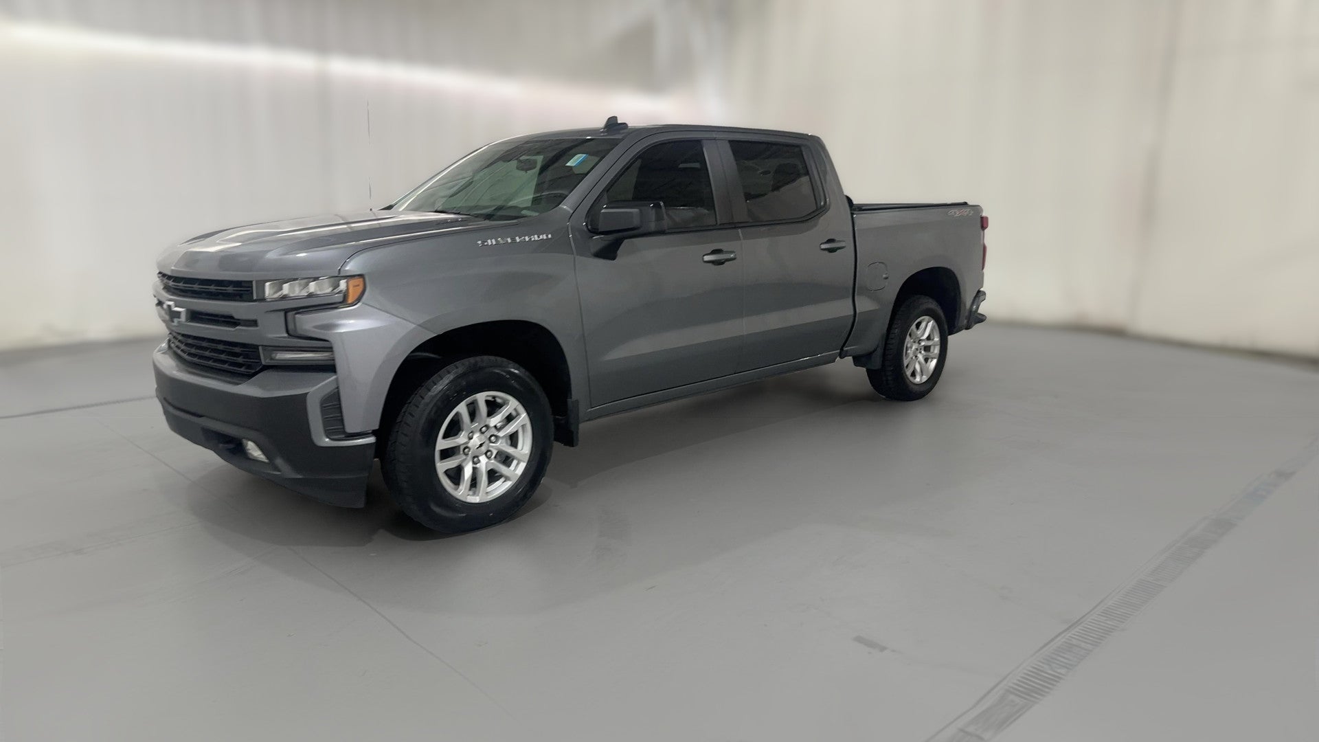 2021 Chevrolet Silverado 1500 Crew Cab vehicle photo