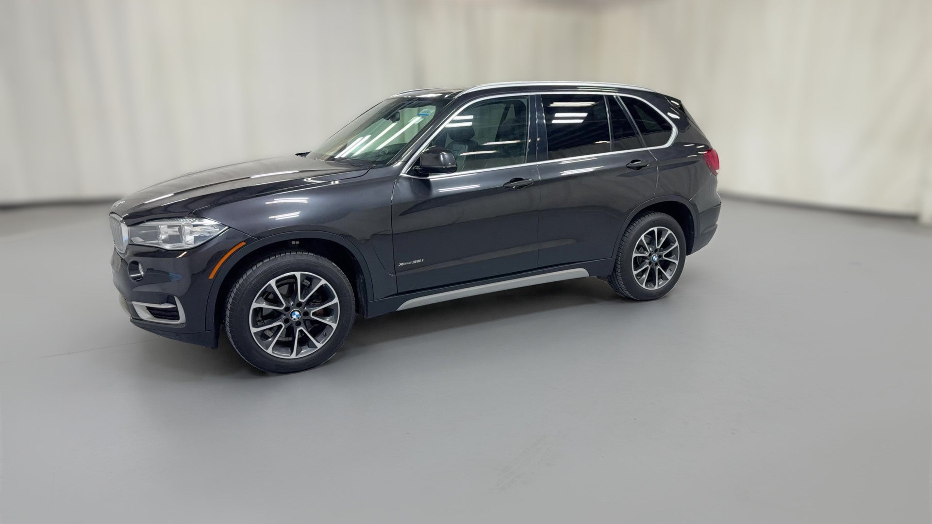 2018 BMW X5 vehicle photo