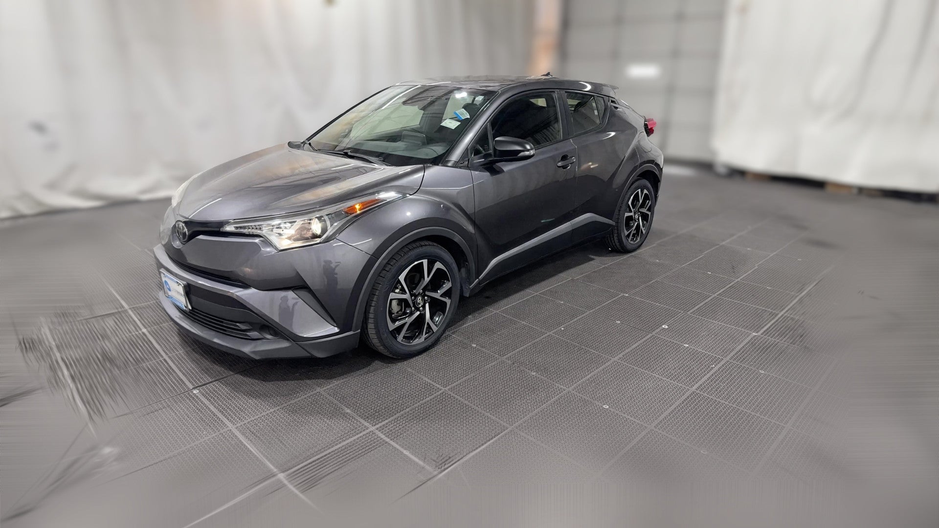 2019 Toyota C-HR vehicle photo