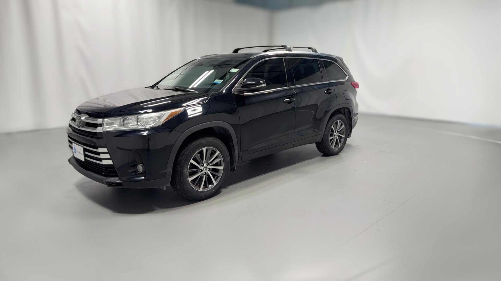 2018 Toyota Highlander vehicle photo