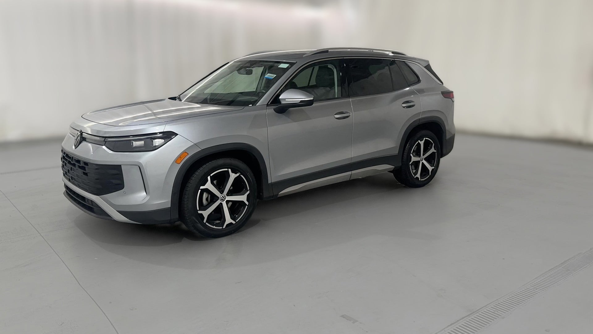 2026 Volkswagen Tiguan vehicle photo