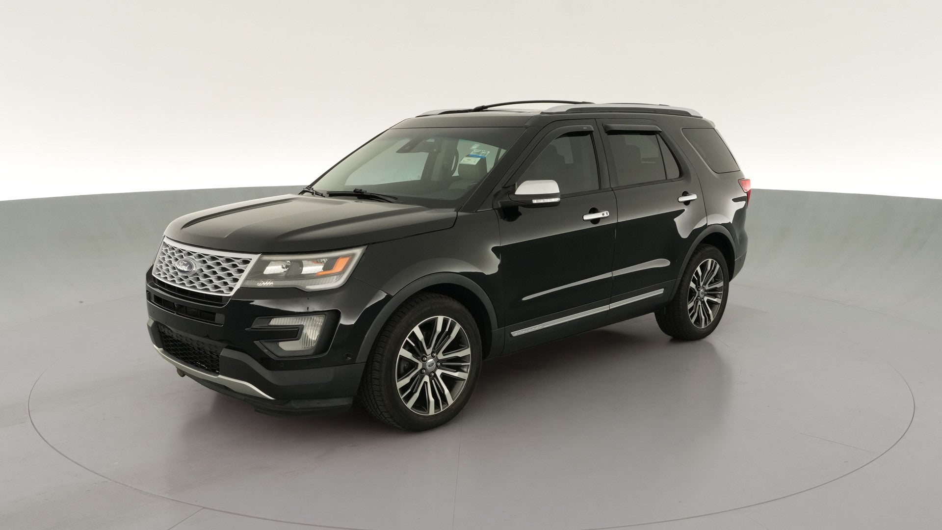 2016 Ford Explorer vehicle photo
