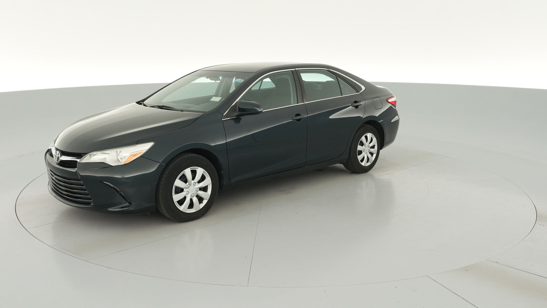 2016 Toyota Camry vehicle photo