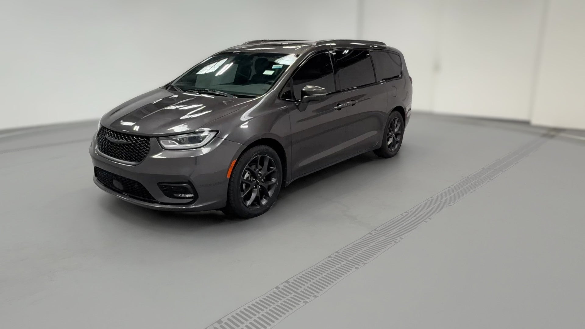 2022 Chrysler Pacifica vehicle photo