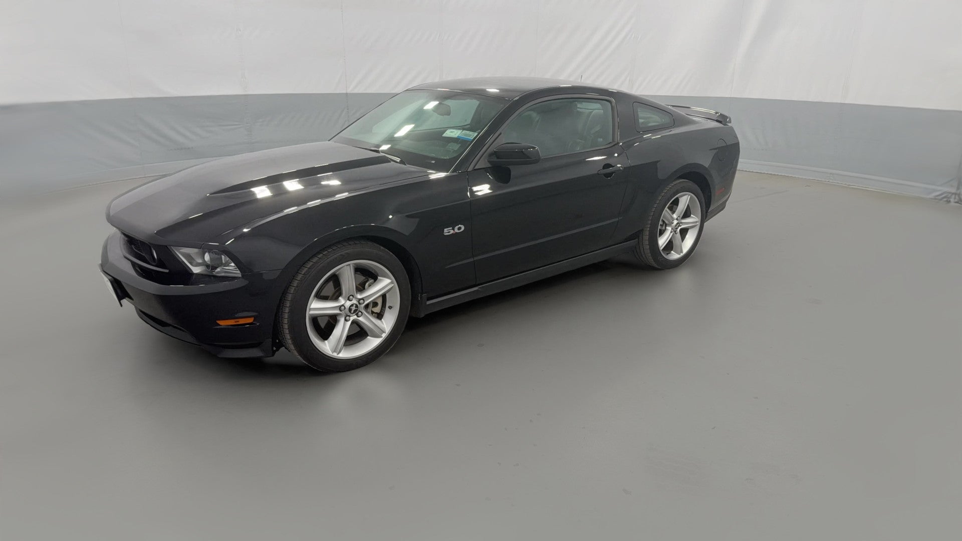 2012 Ford Mustang vehicle photo