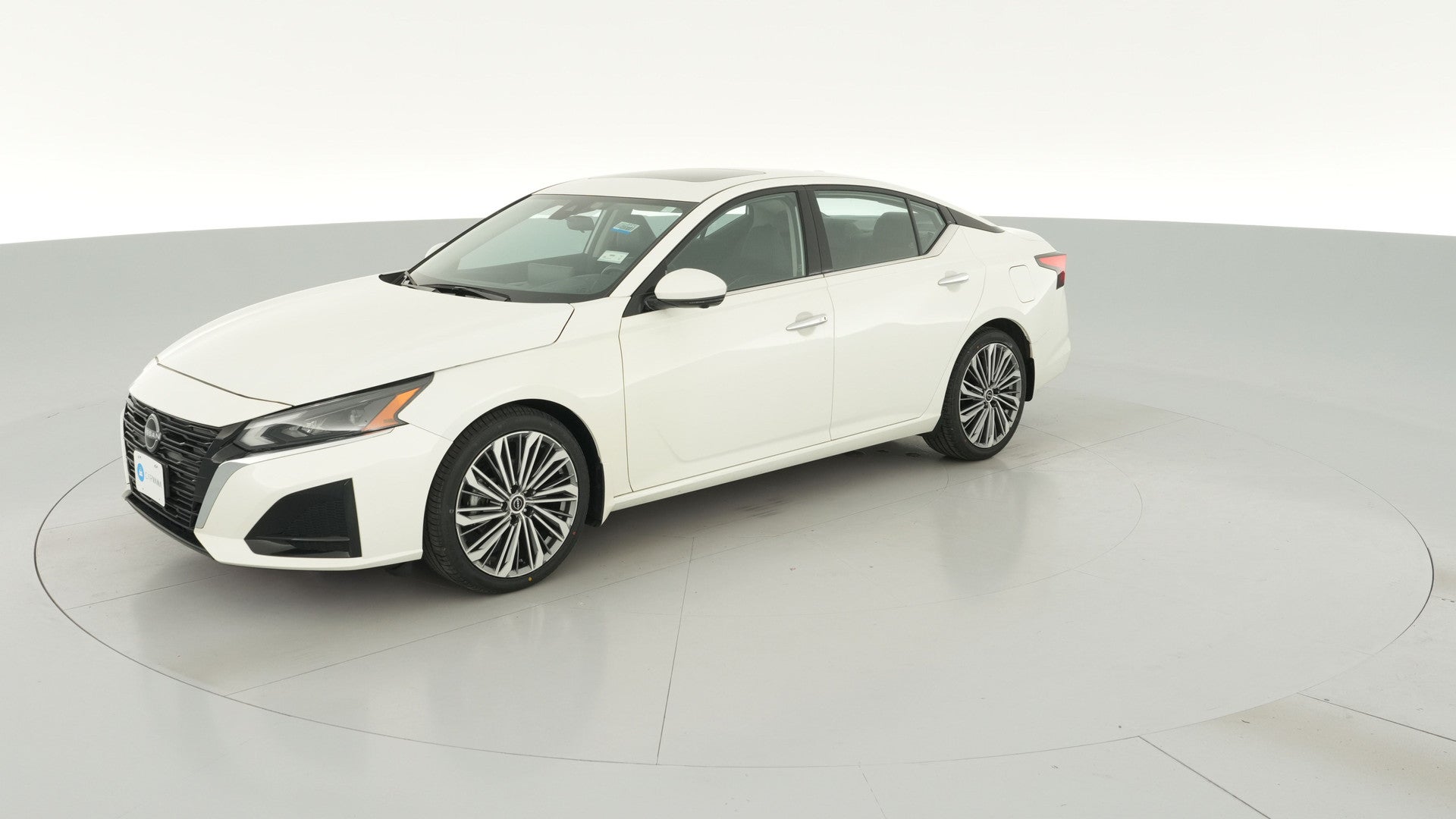 2024 Nissan Altima vehicle photo