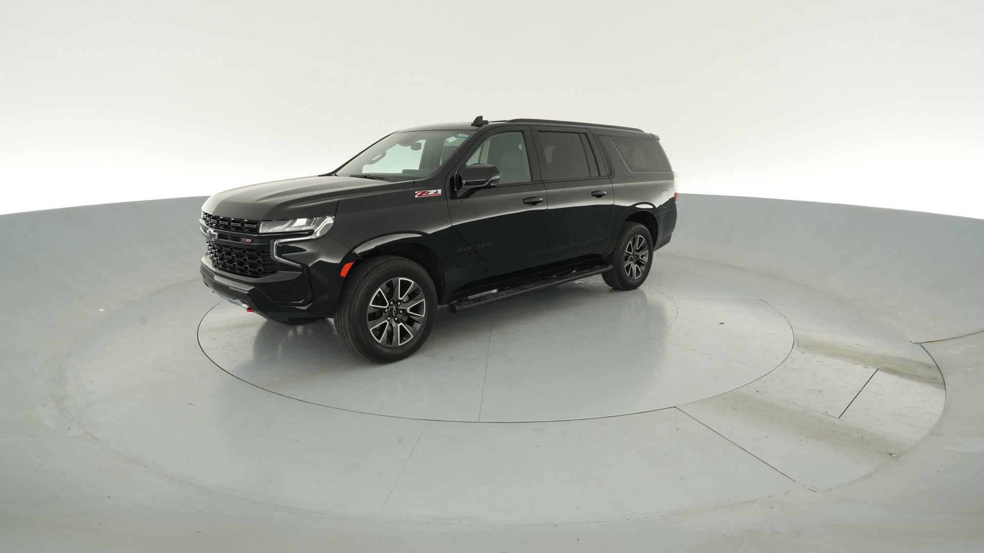 2023 Chevrolet Suburban vehicle photo