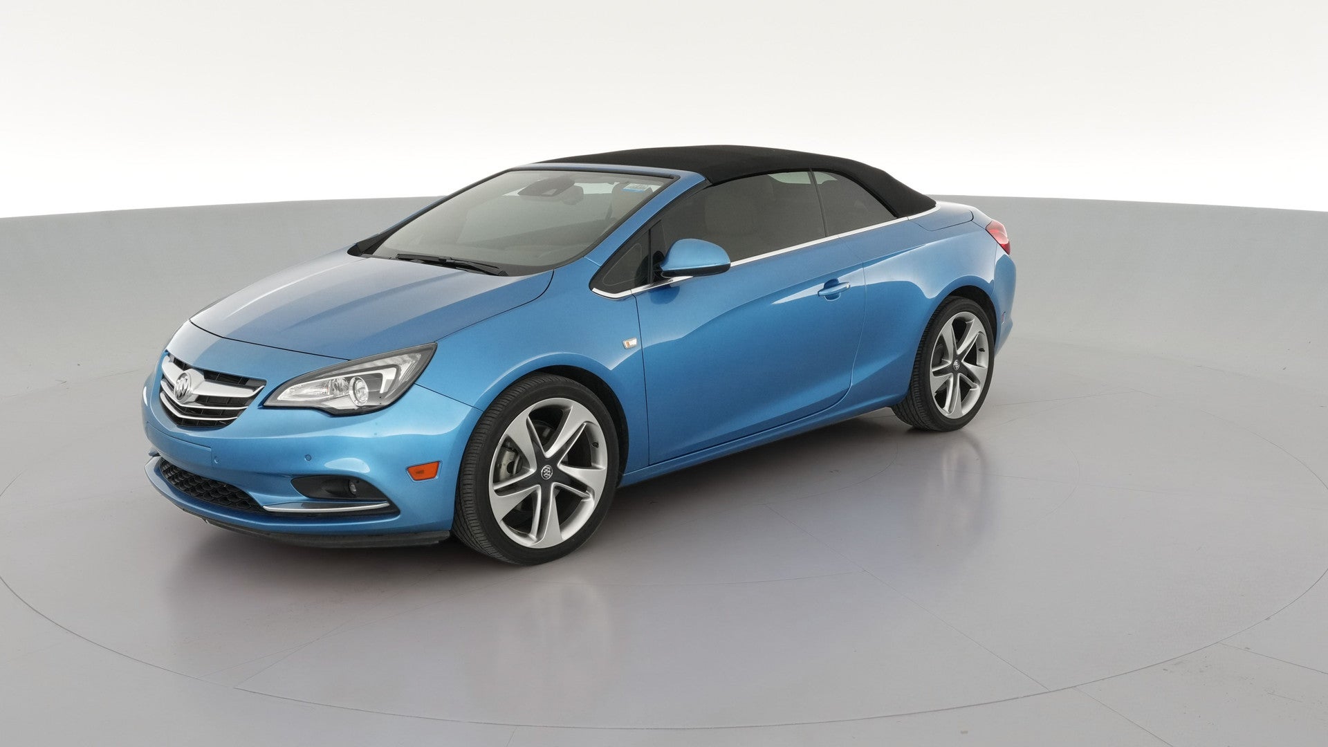 2017 Buick Cascada vehicle photo