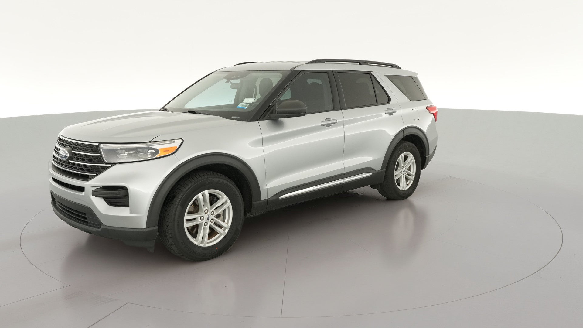 2023 Ford Explorer vehicle photo
