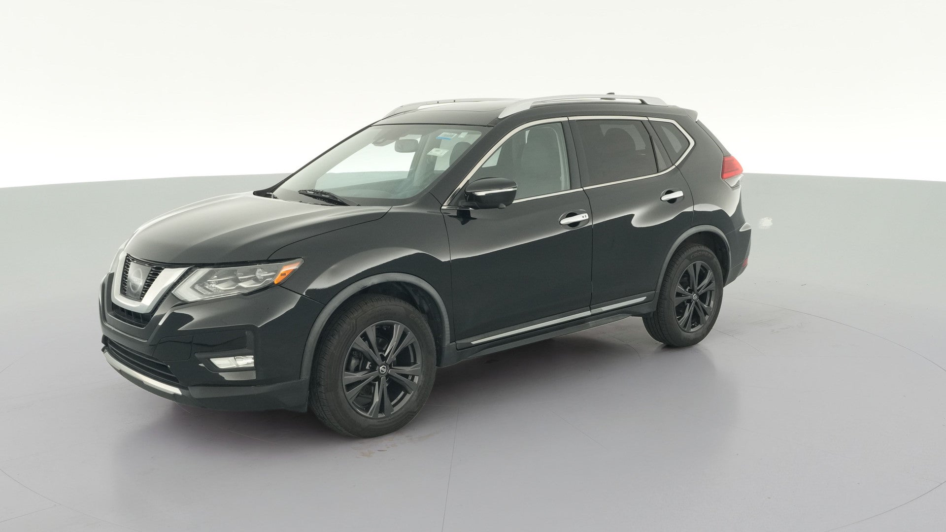 2017 Nissan Rogue vehicle photo