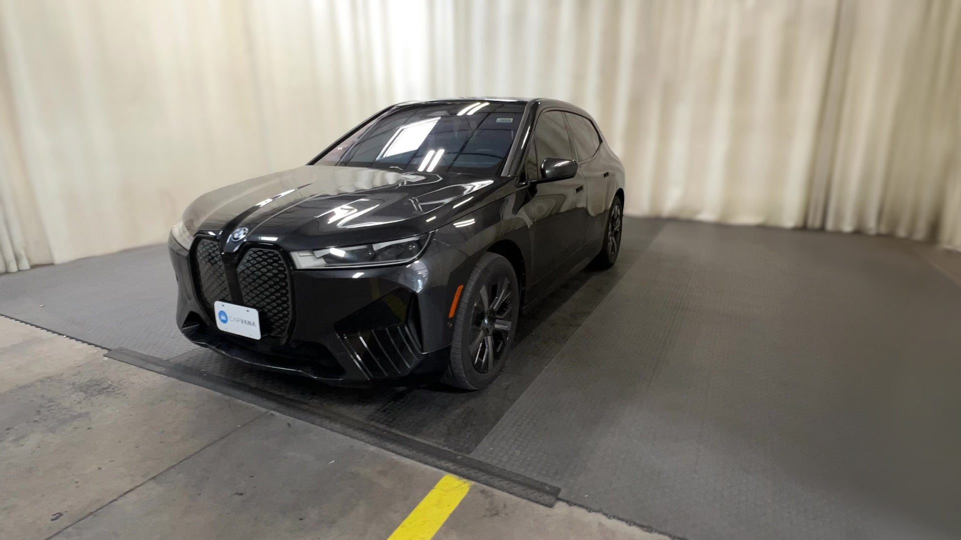 2023 BMW iX vehicle photo