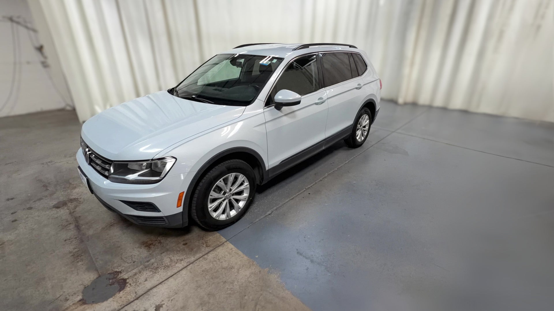 2019 Volkswagen Tiguan vehicle photo
