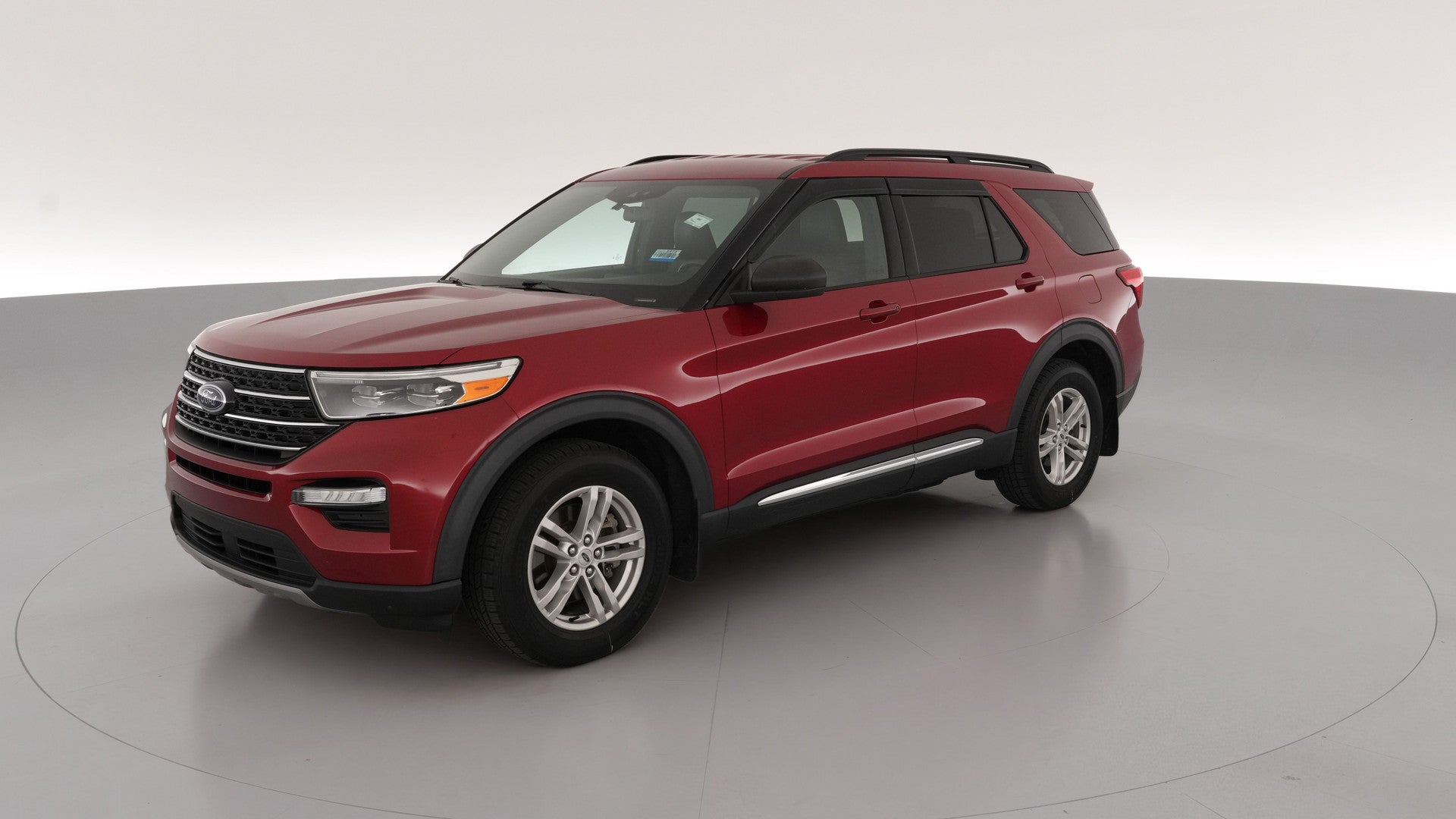 2020 Ford Explorer vehicle photo