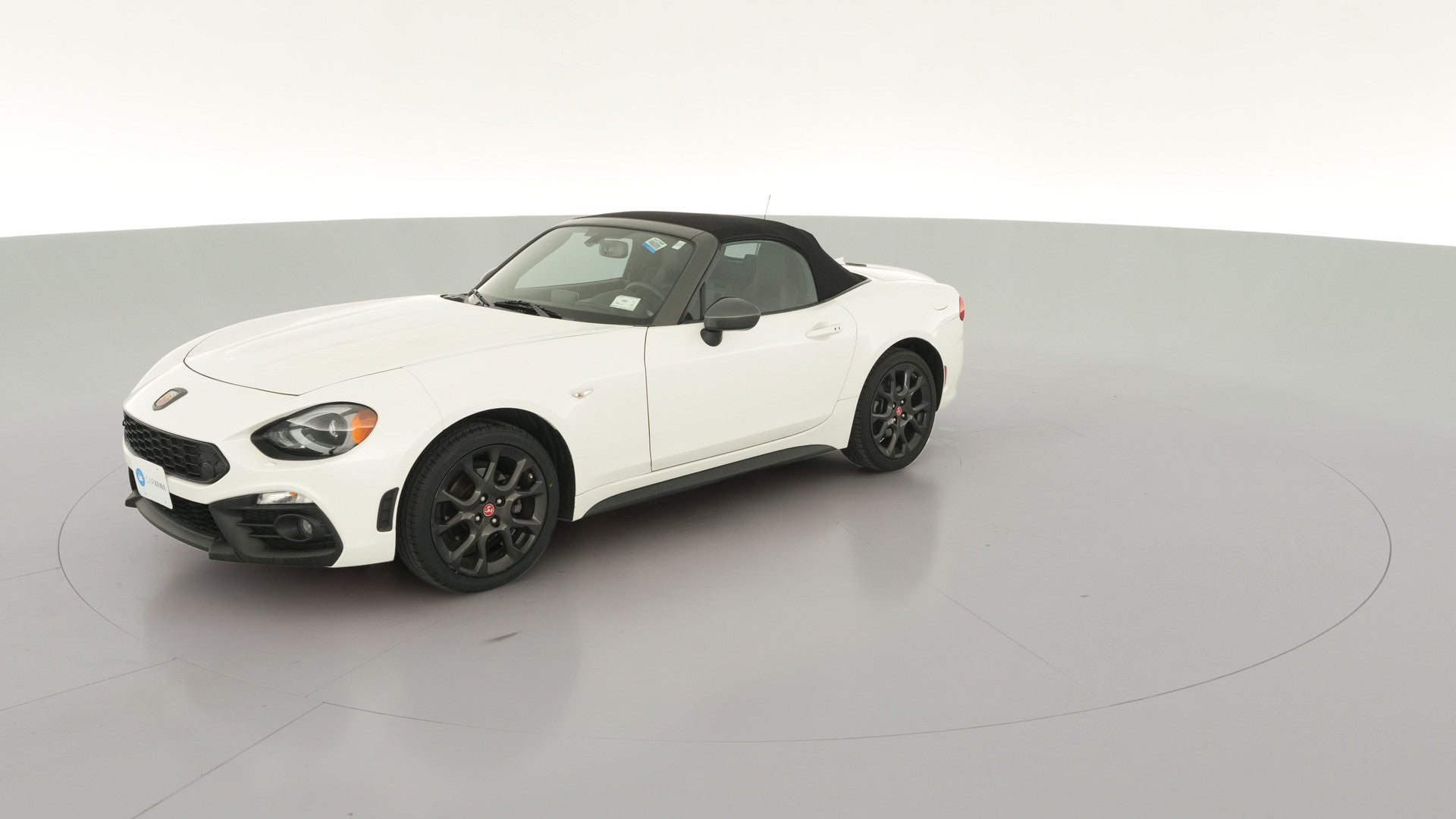 2019 FIAT 124 Spider vehicle photo
