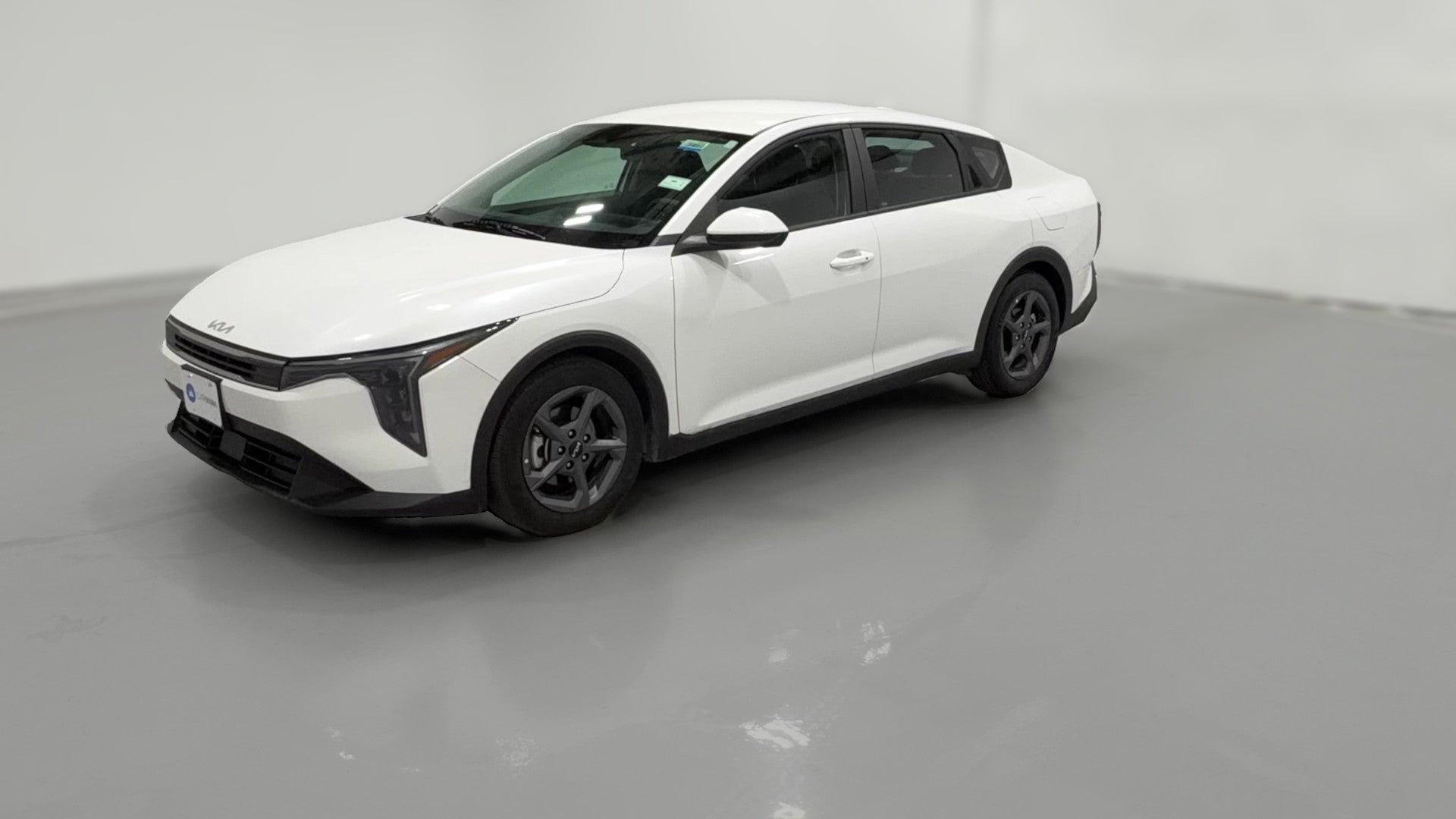 2025 Kia K4 vehicle photo