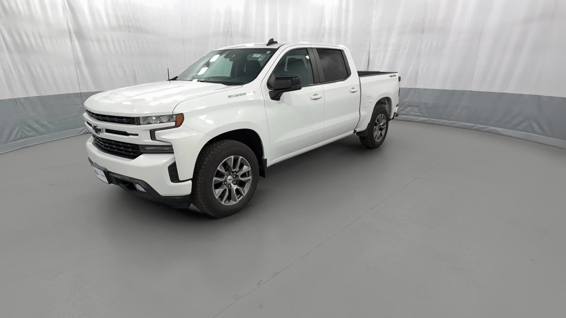 2019 Chevrolet Silverado 1500 Crew Cab vehicle photo