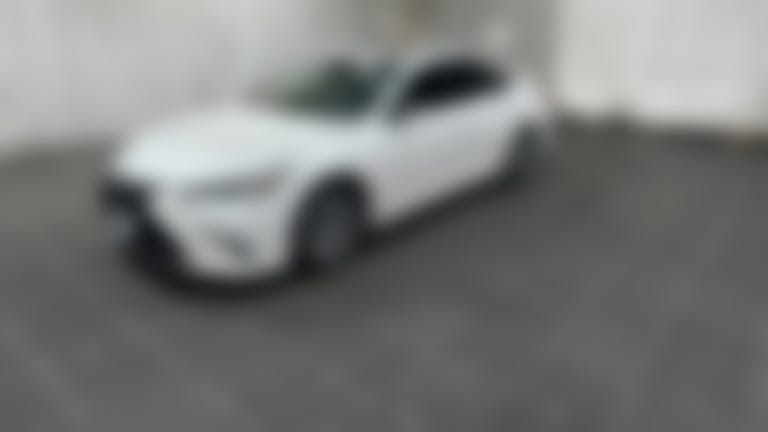 2020 Lexus ES vehicle photo