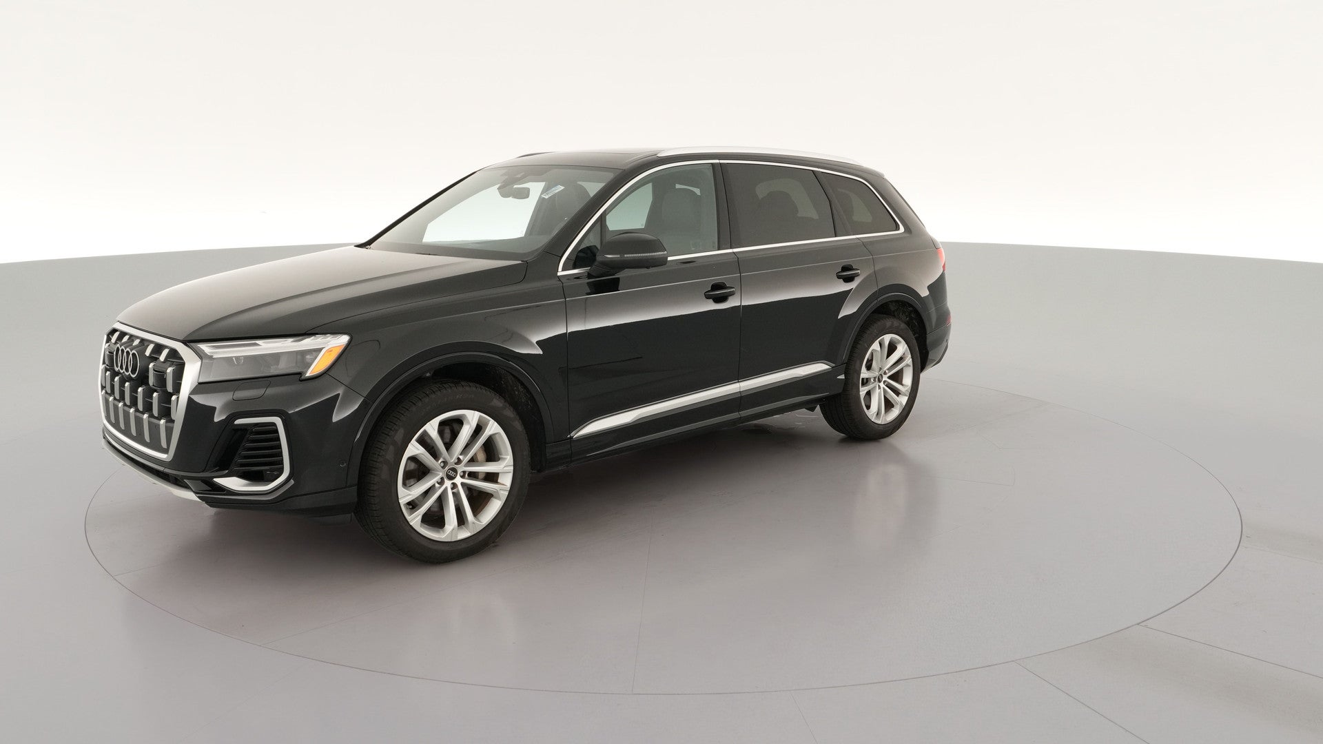 2025 Audi Q7 vehicle photo