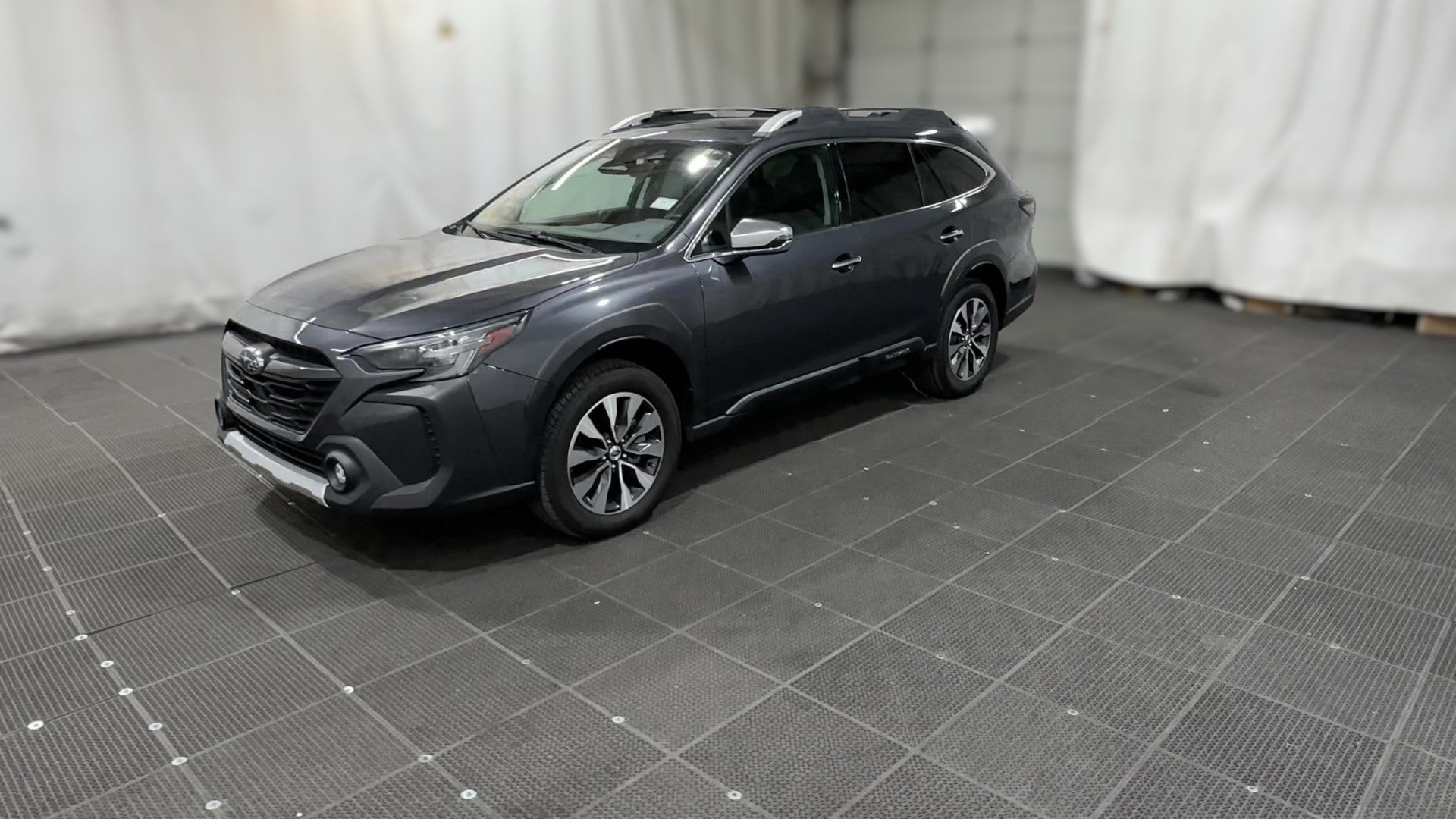 2023 Subaru Outback vehicle photo