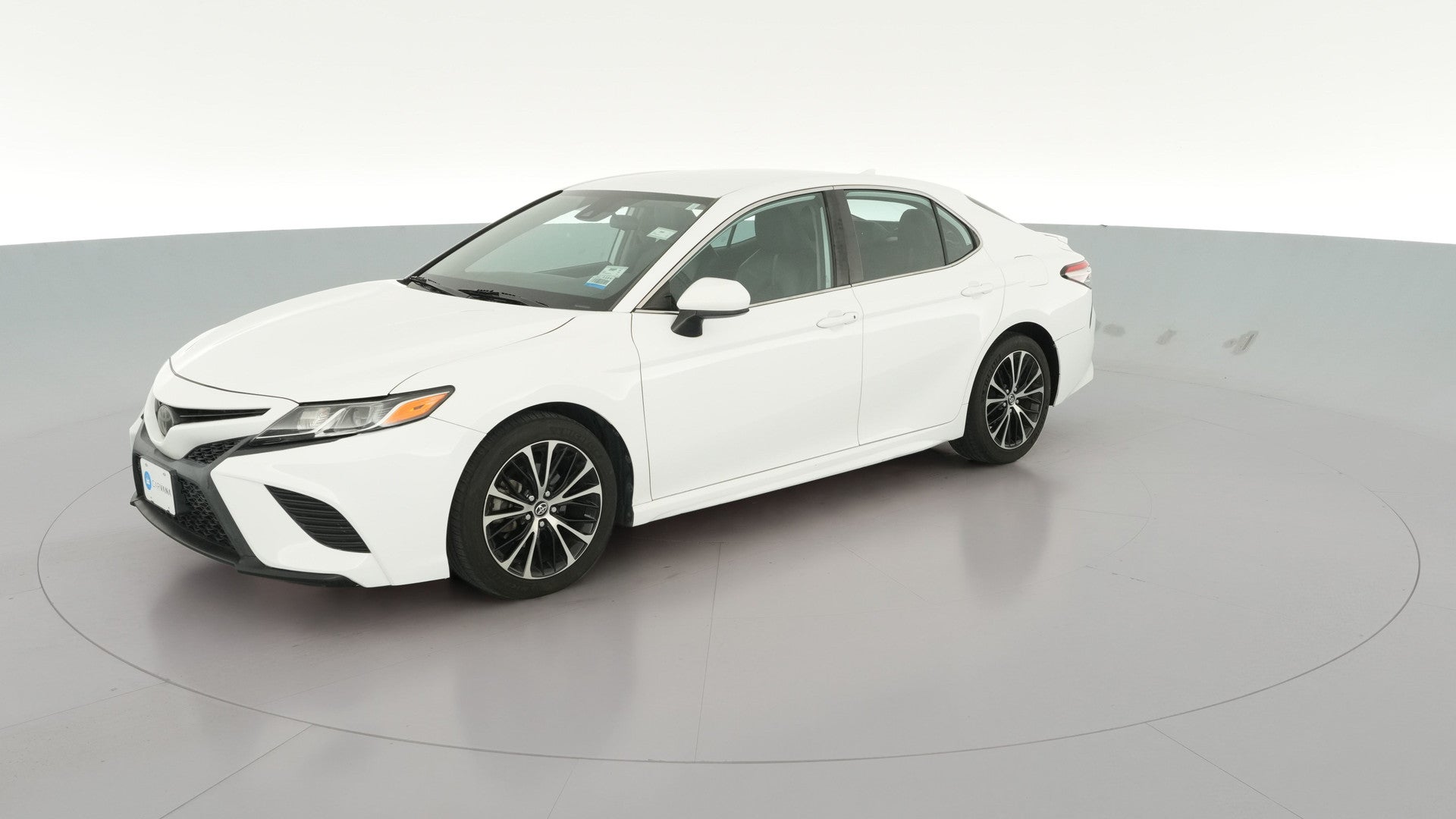 2019 Toyota Camry vehicle photo