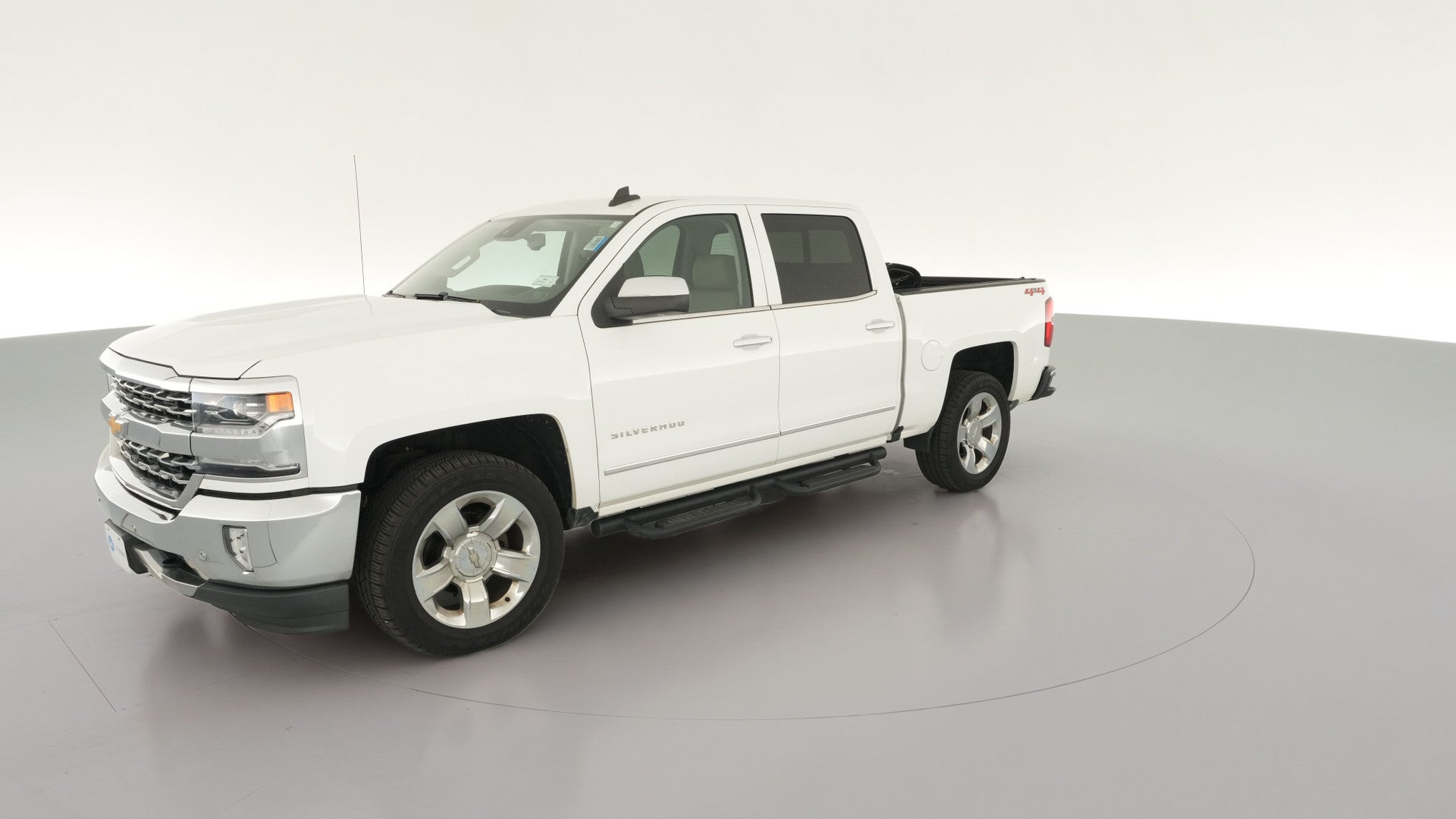 2018 Chevrolet Silverado 1500 Crew Cab vehicle photo