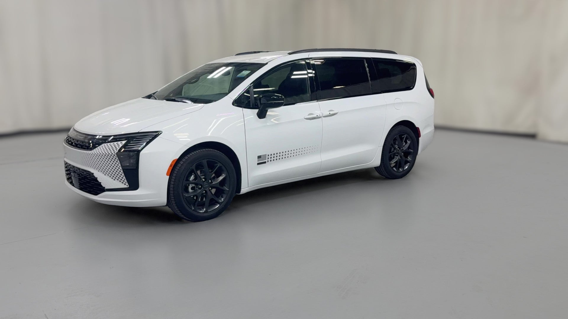 2027 Chrysler Pacifica vehicle photo