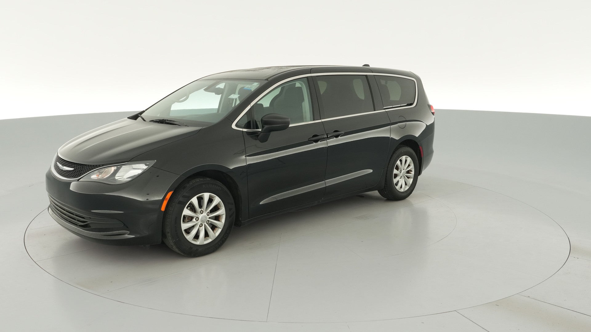 2017 Chrysler Pacifica vehicle photo