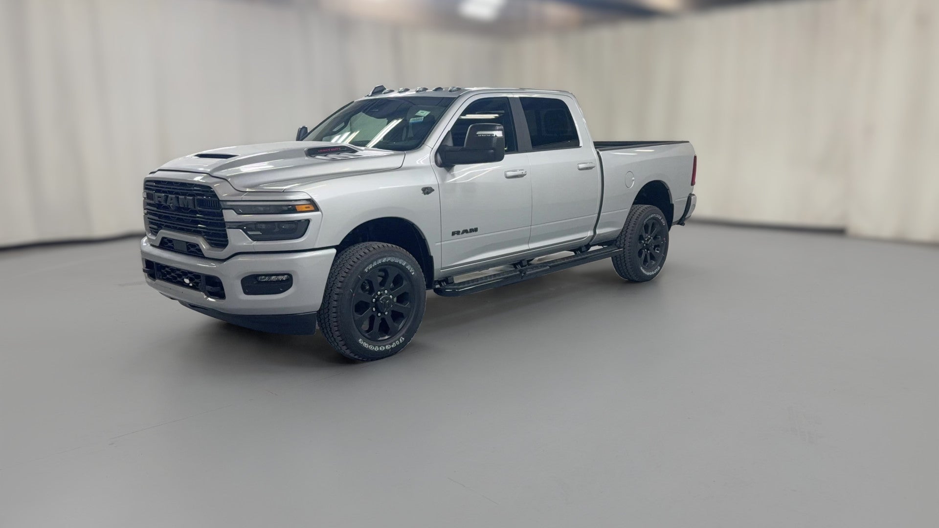 2027 Ram 2500 Crew Cab vehicle photo