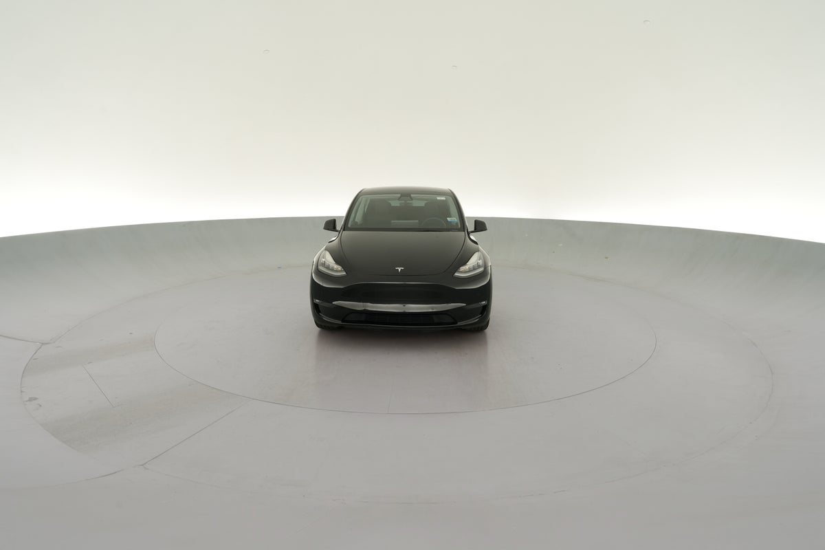 2021 Tesla Model Y Long Range All-Wheel Drive in Solid Black — 360° view 1