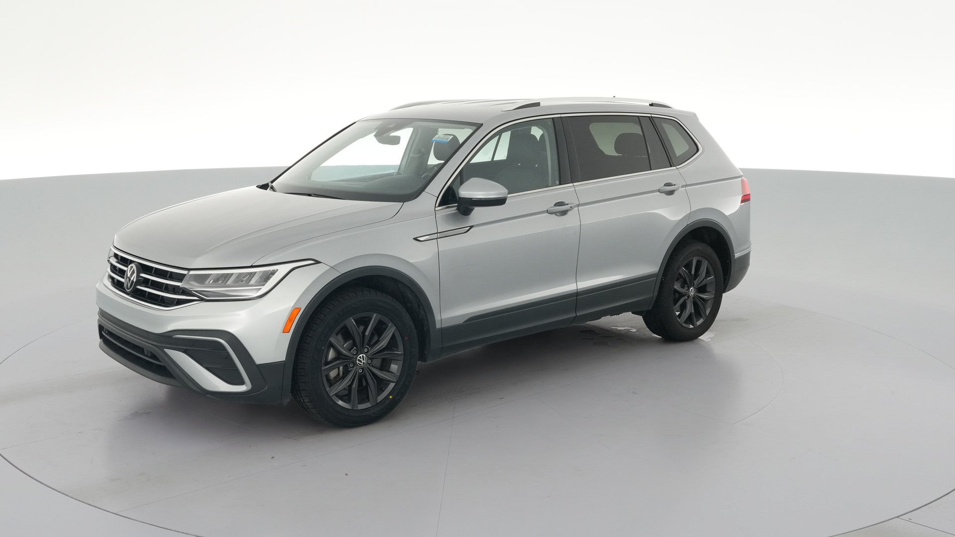 2024 Volkswagen Tiguan vehicle photo