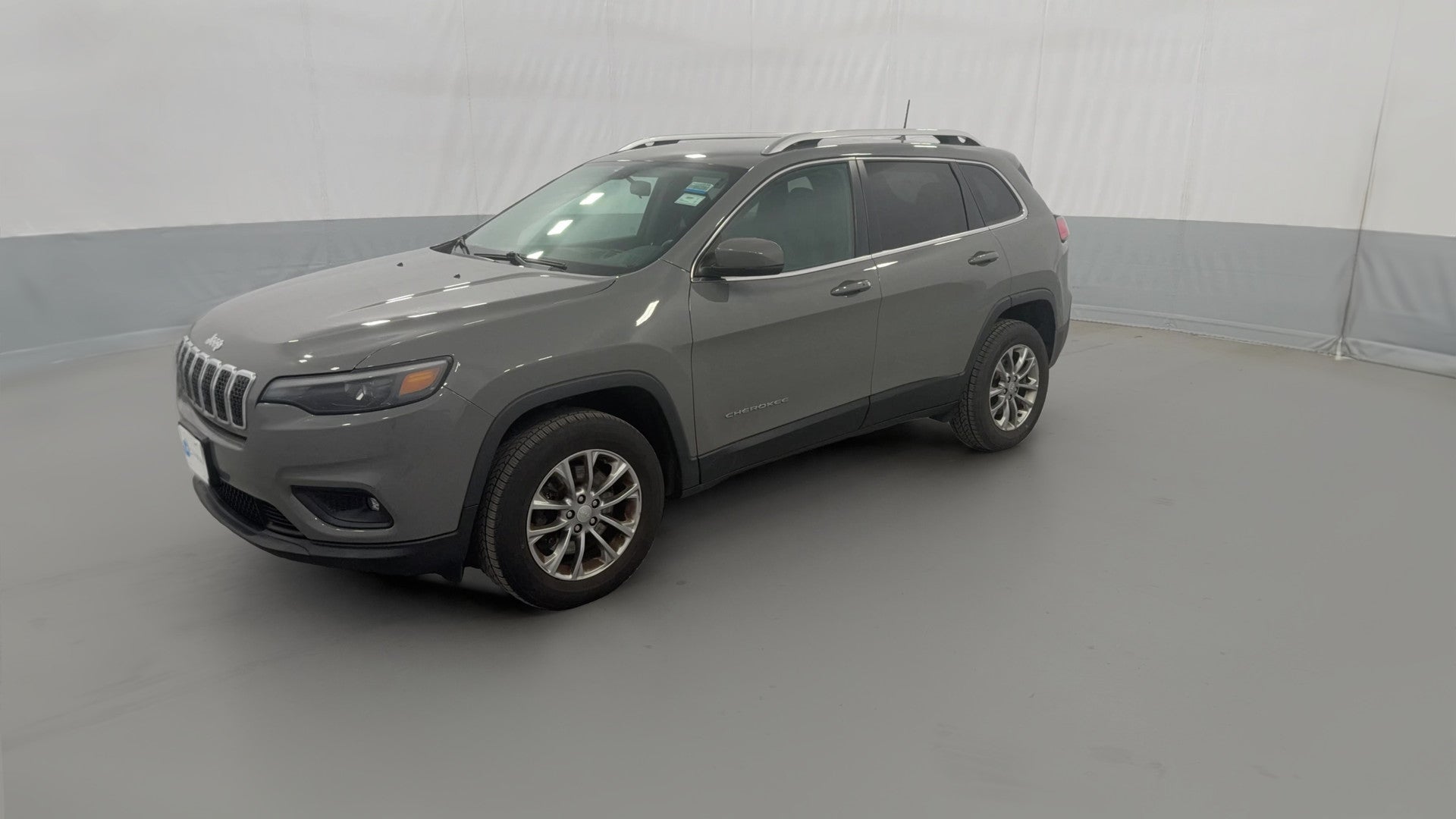 2019 Jeep Cherokee vehicle photo