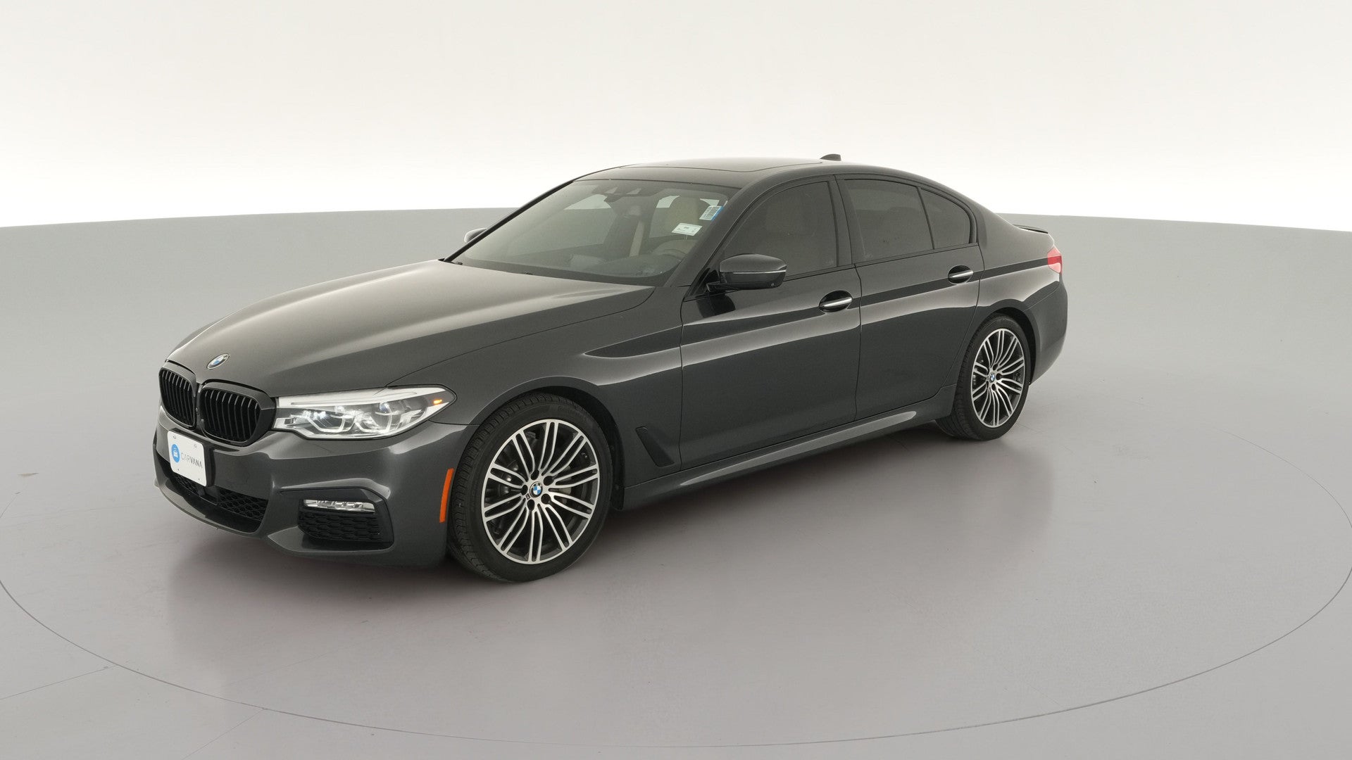 2018 BMW 5 Series vehicle photo