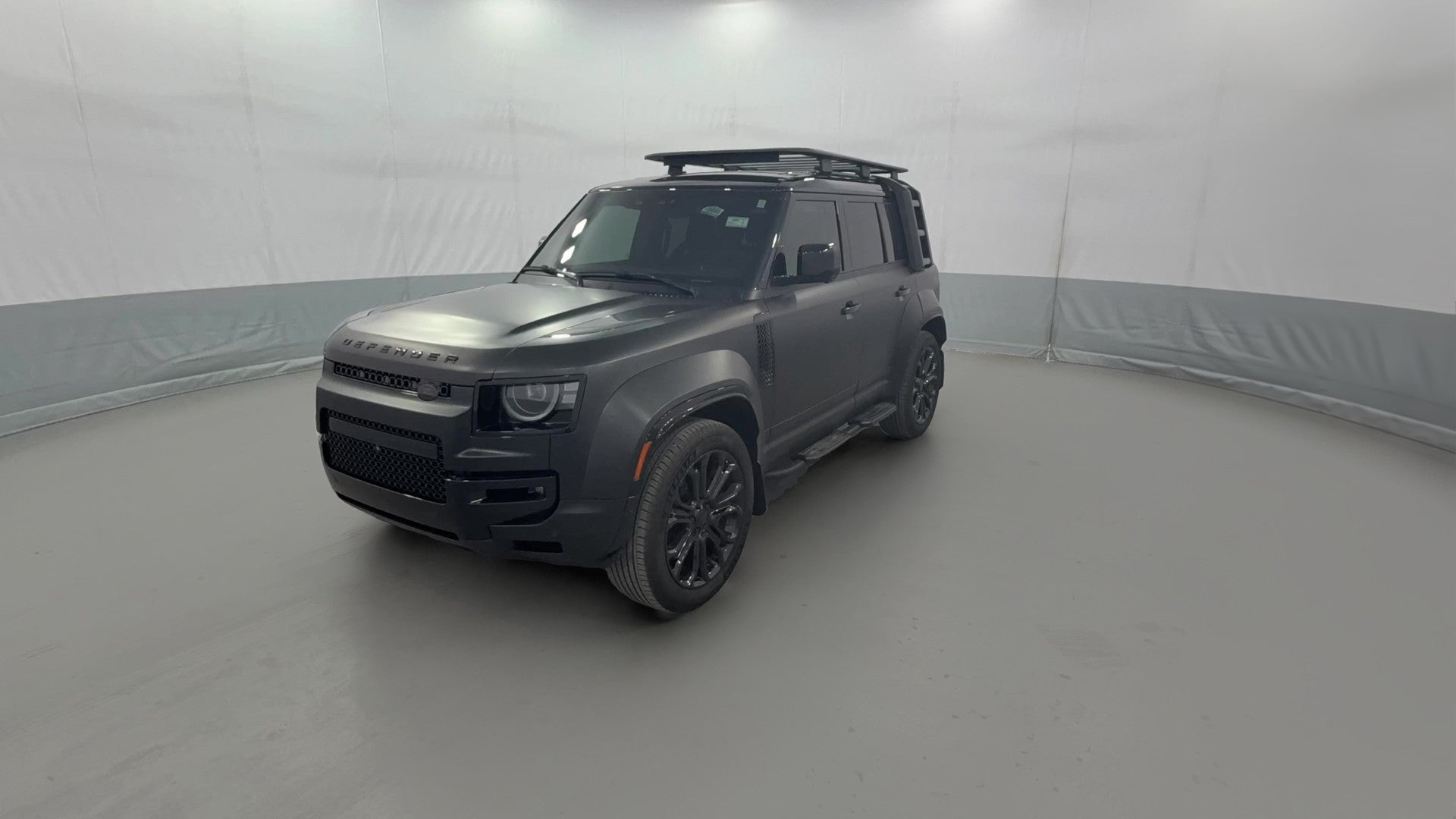 2026 Land Rover Defender 110 vehicle photo
