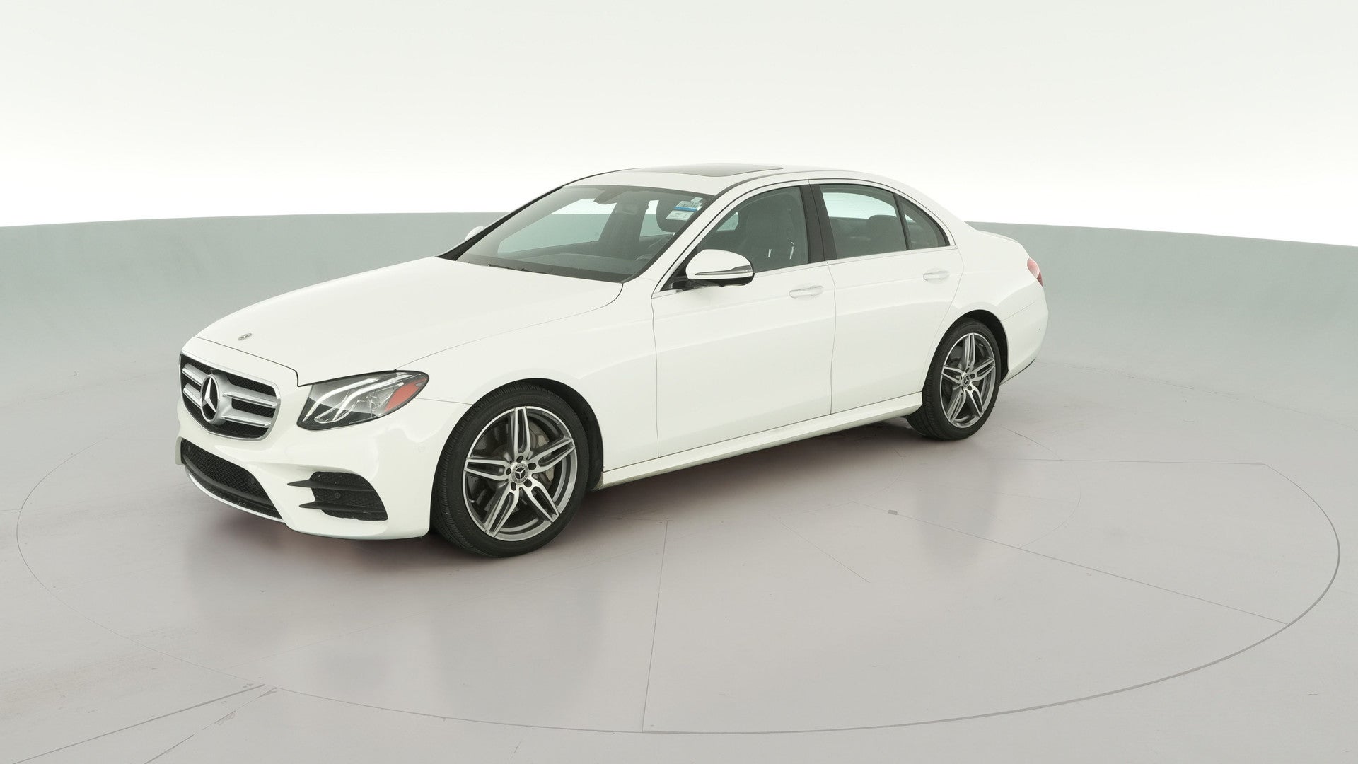2019 Mercedes-Benz E-Class vehicle photo