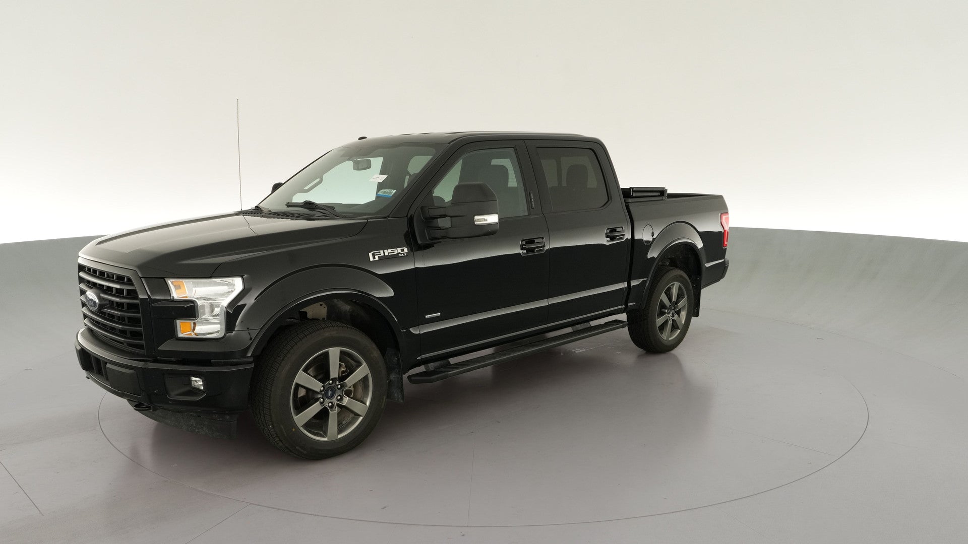 2017 Ford F150 SuperCrew Cab vehicle photo