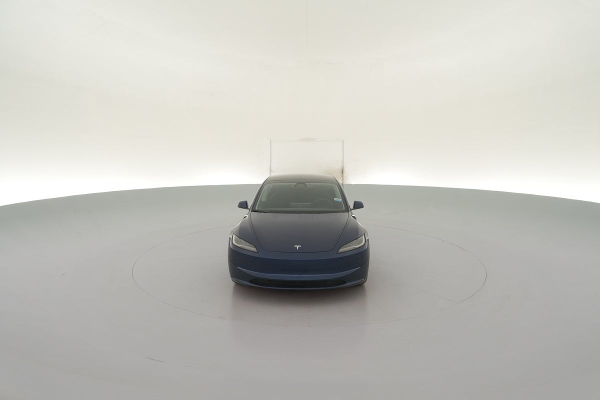 2025 Tesla Model 3 Long Range Rear-Wheel Drive in Deep Blue Metallic — 360° view 1