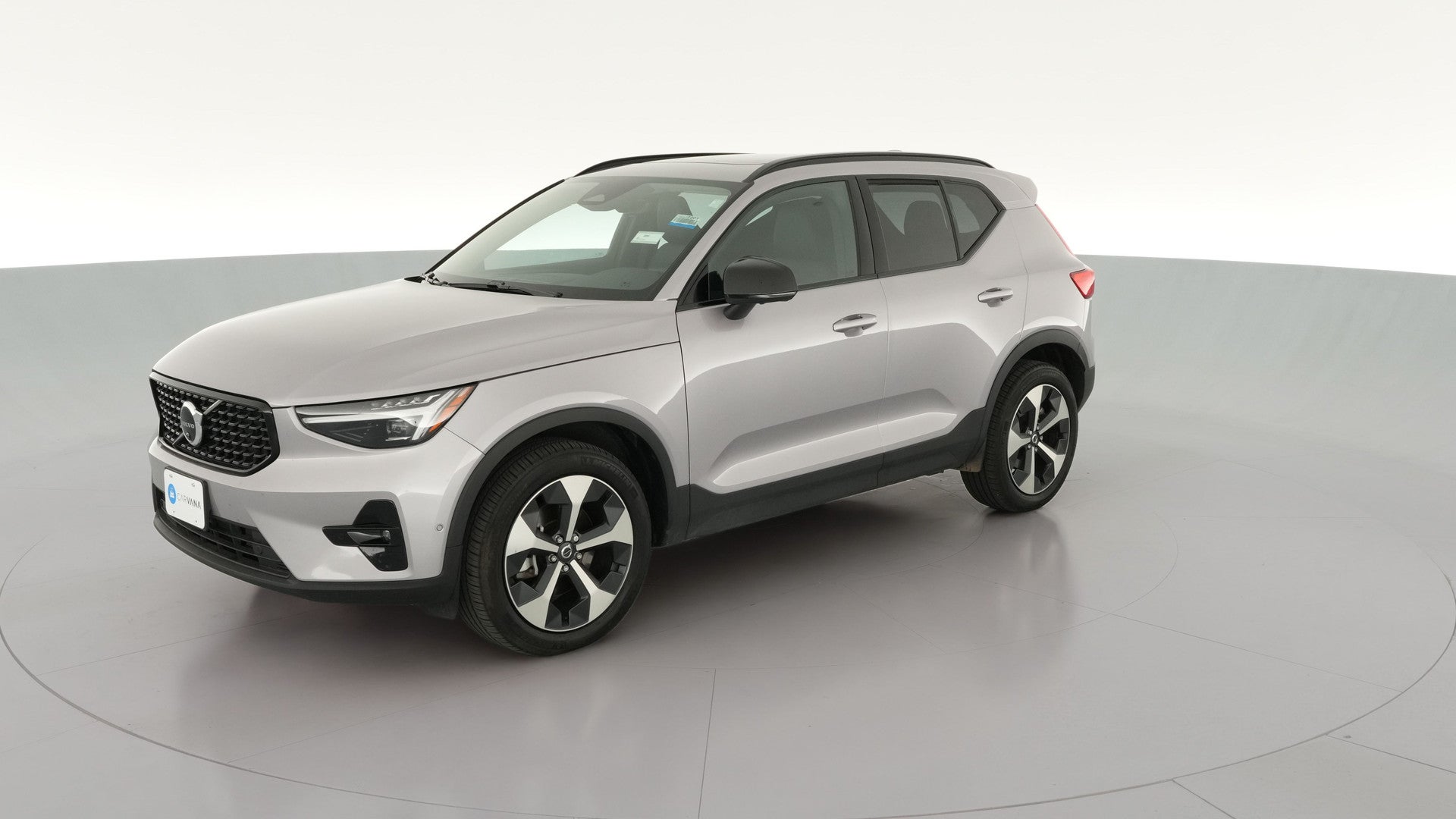 2026 Volvo XC40 vehicle photo
