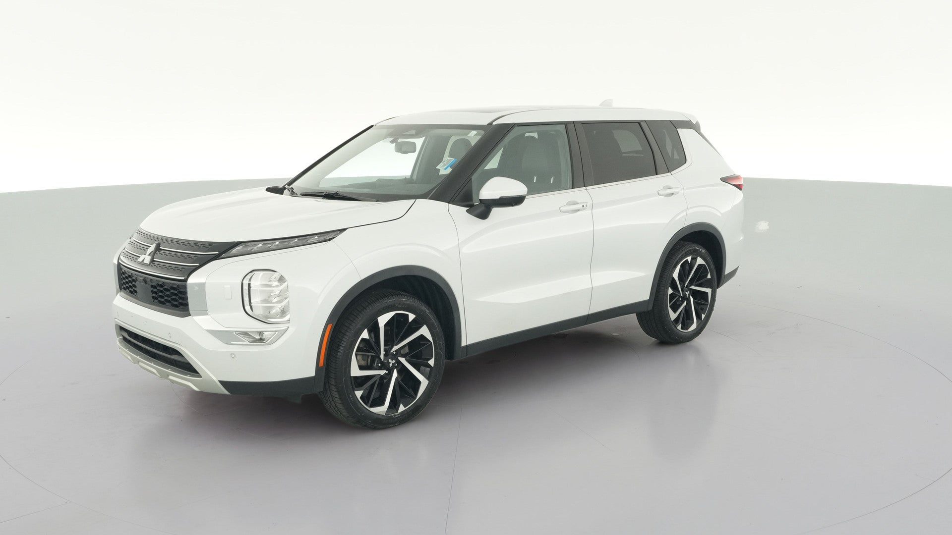 2023 Mitsubishi Outlander vehicle photo
