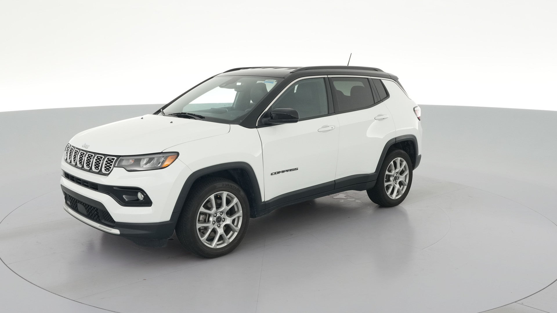 2025 Jeep Compass vehicle photo