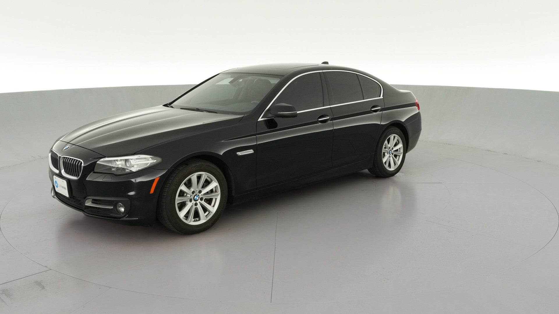 2015 BMW 5 Series vehicle photo