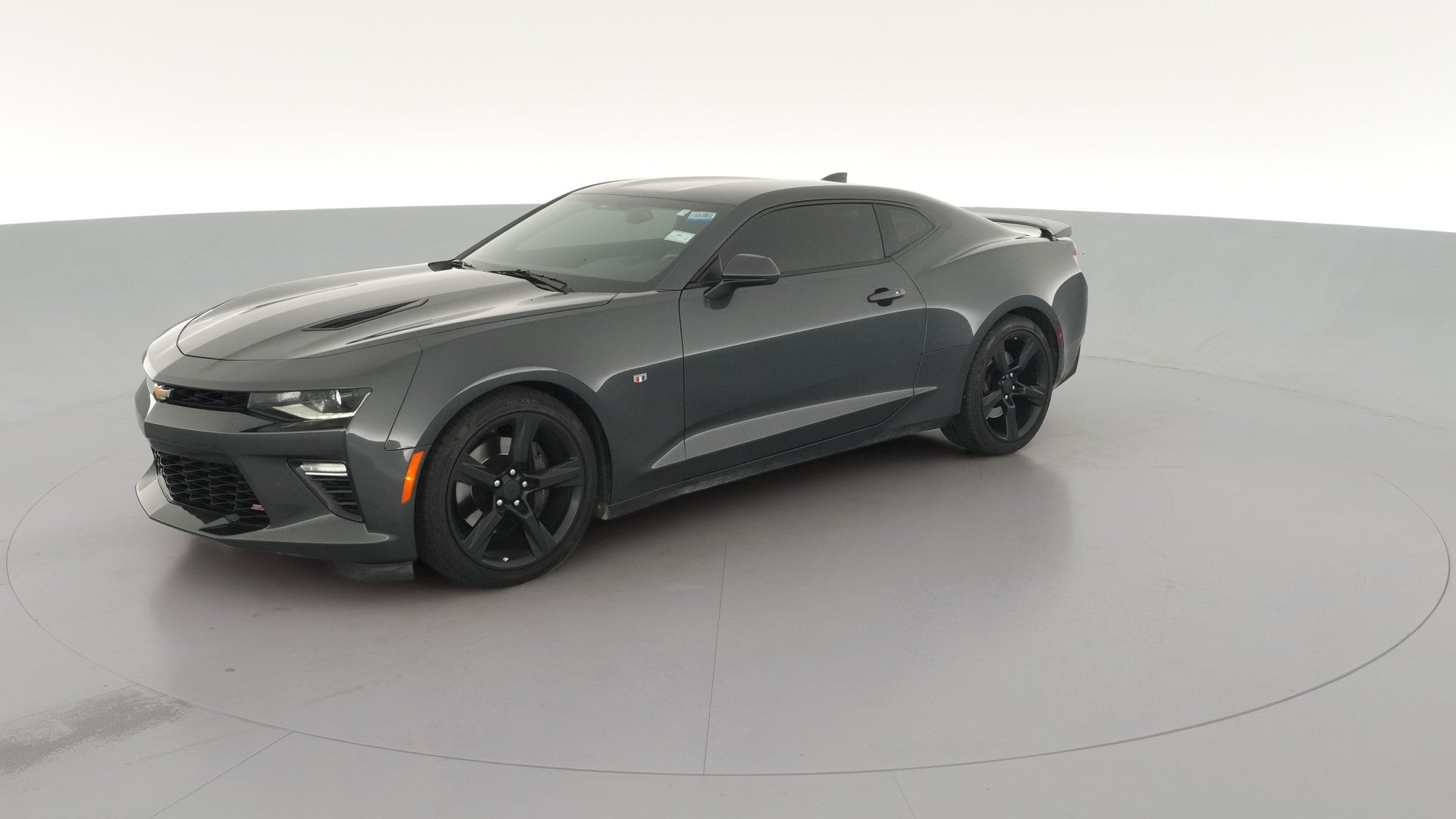 2018 Chevrolet Camaro vehicle photo