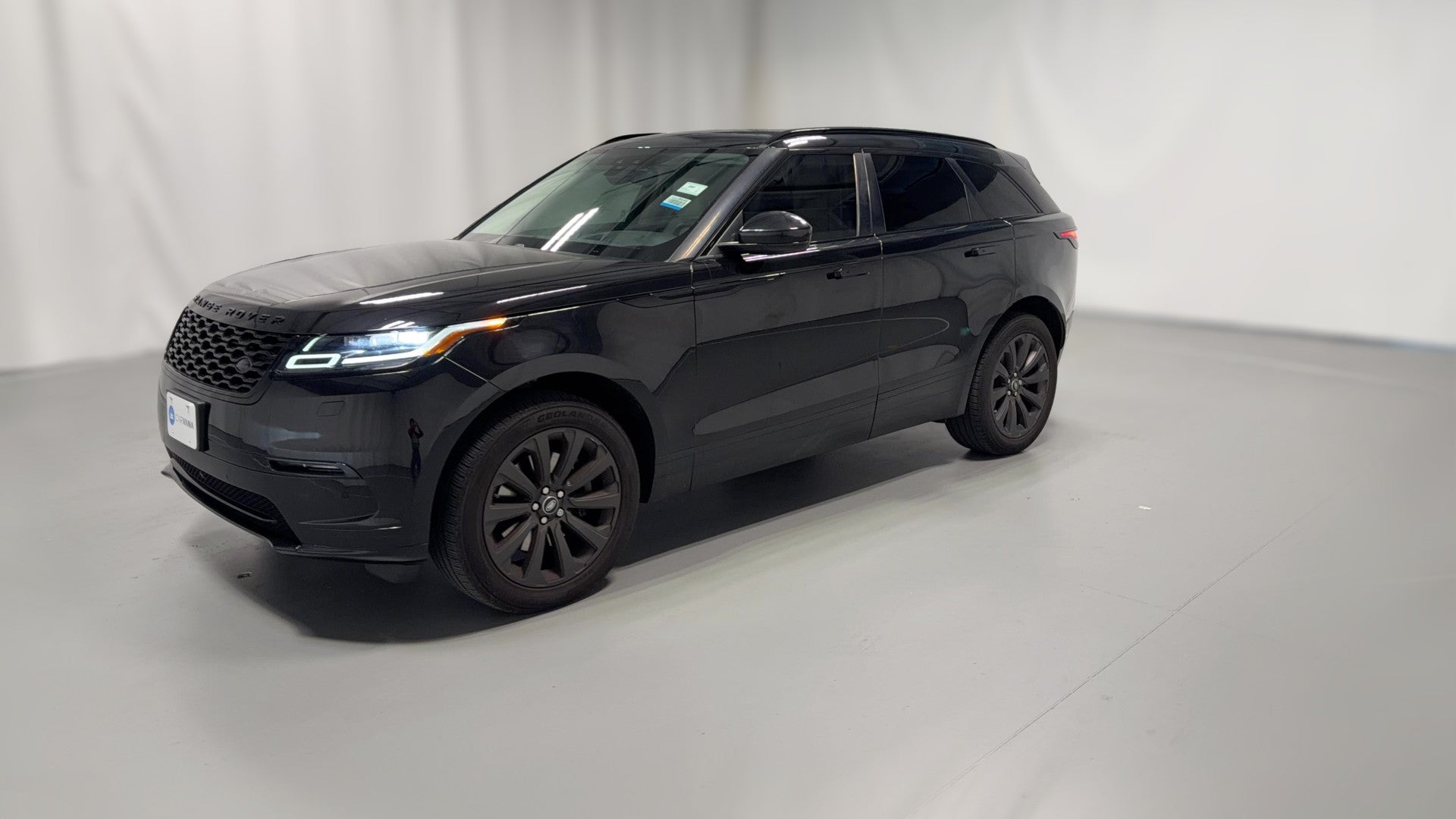 2019 Land Rover Range Rover Velar vehicle photo