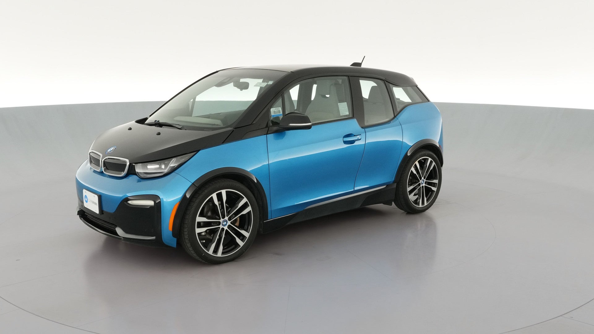 2018 BMW i3 vehicle photo