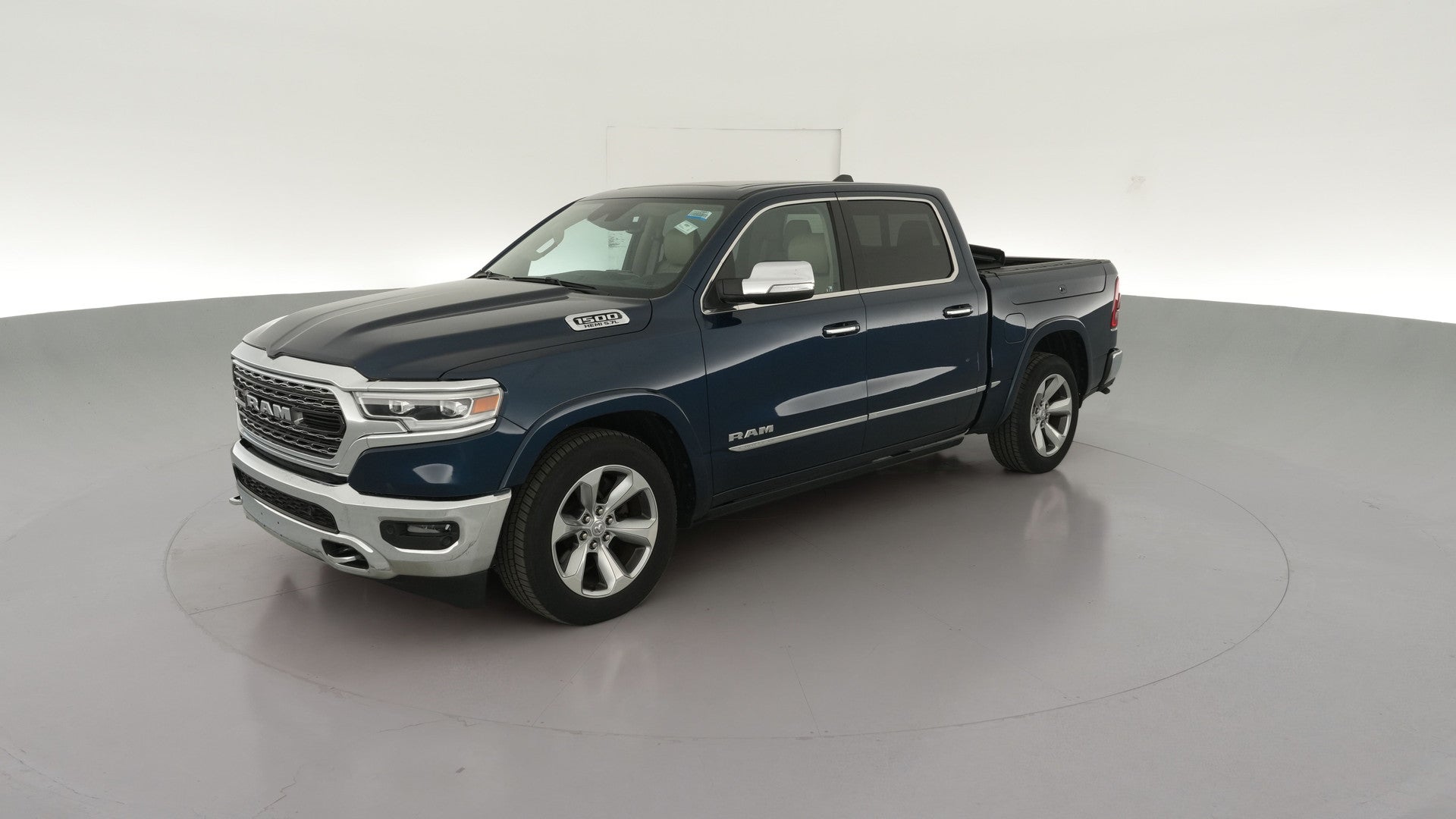 2019 Ram 1500 Crew Cab vehicle photo