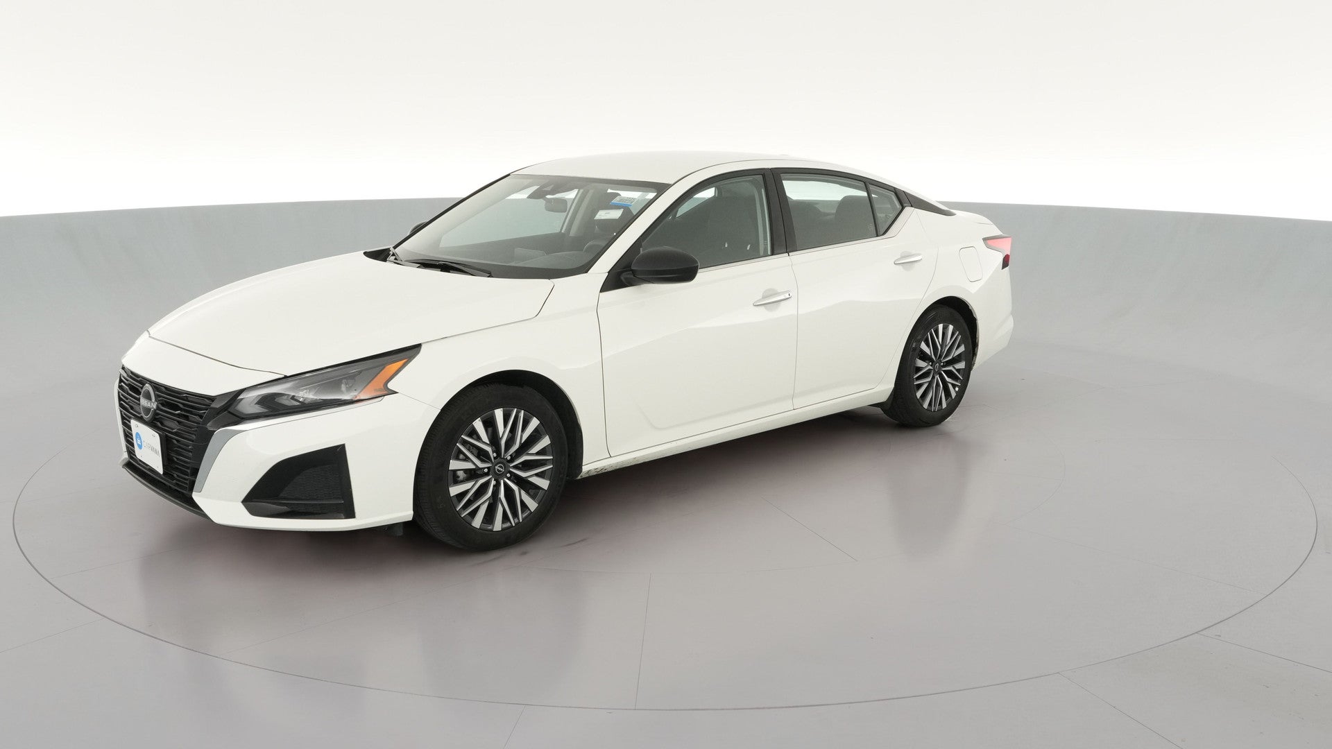 2025 Nissan Altima vehicle photo