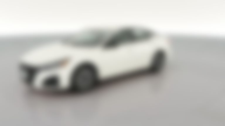 2025 Nissan Altima vehicle photo