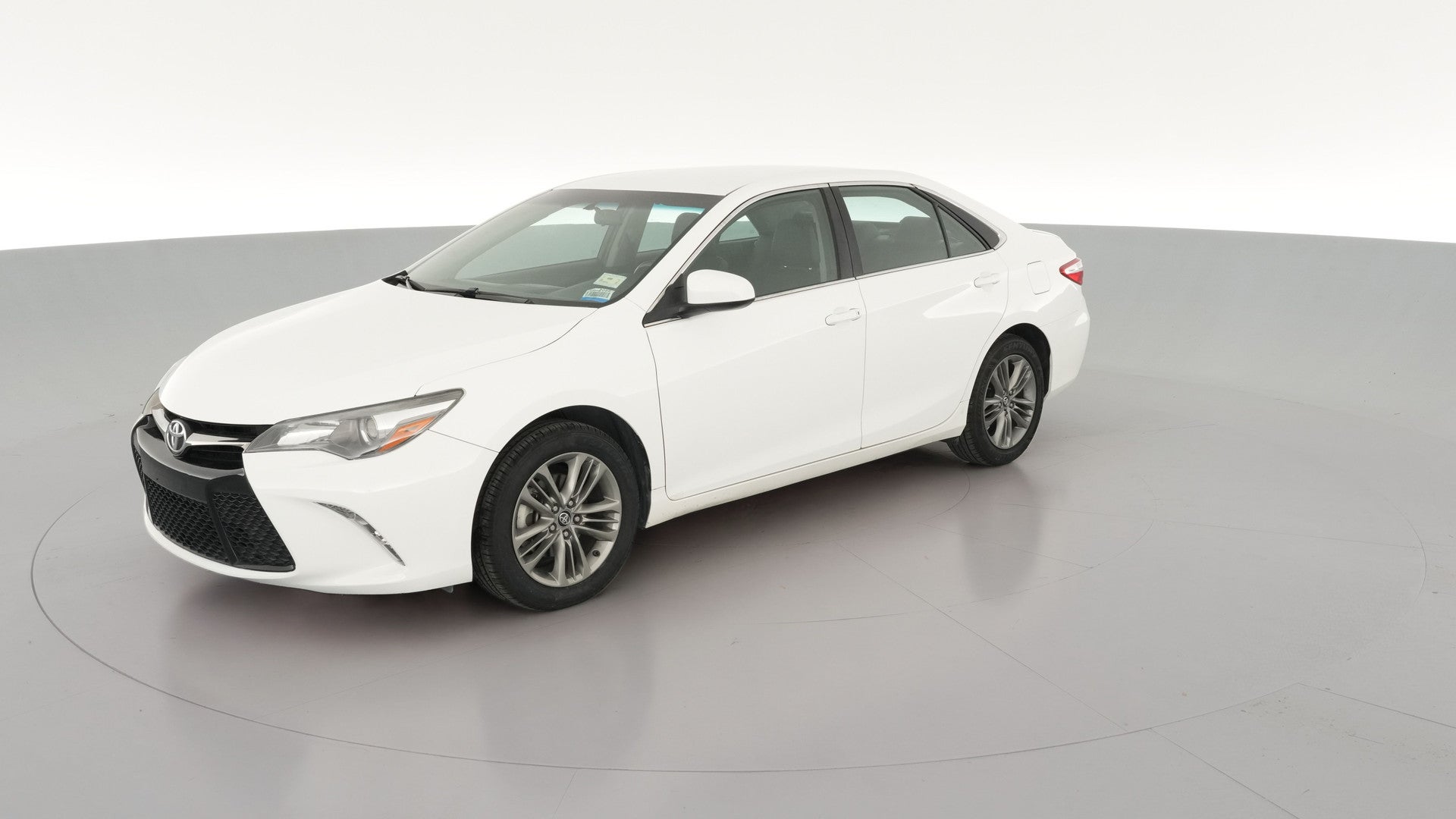 2017 Toyota Camry vehicle photo