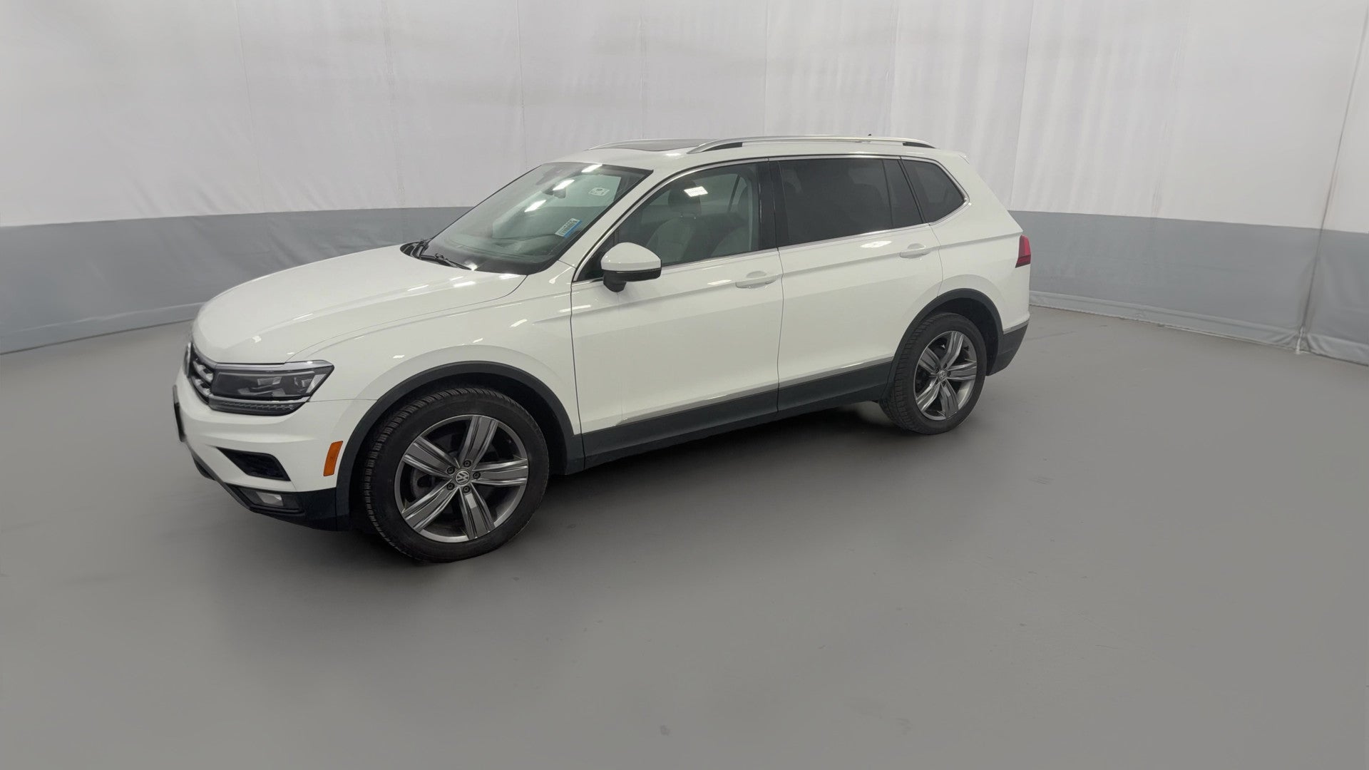 2018 Volkswagen Tiguan vehicle photo