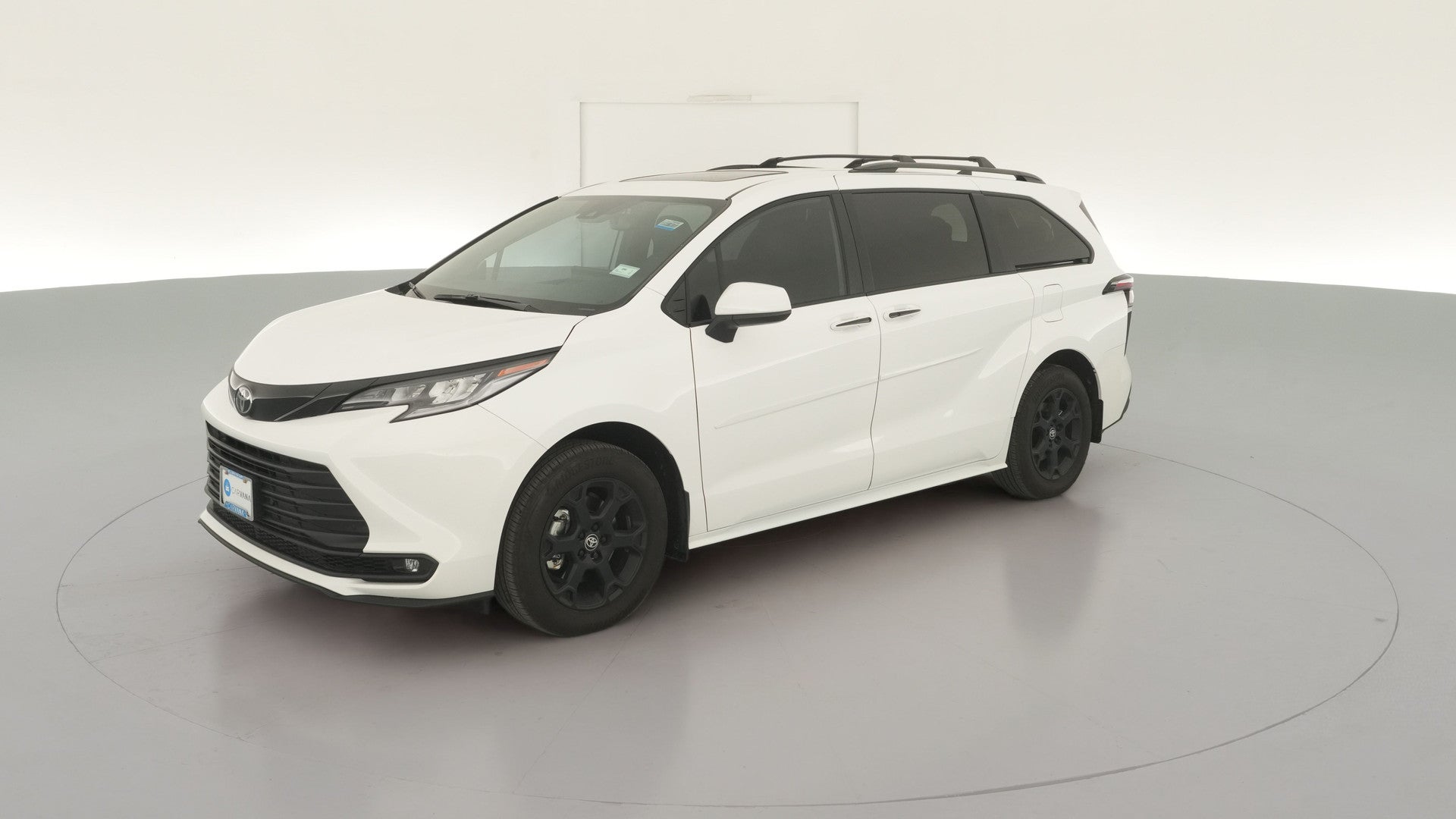 2026 Toyota Sienna vehicle photo